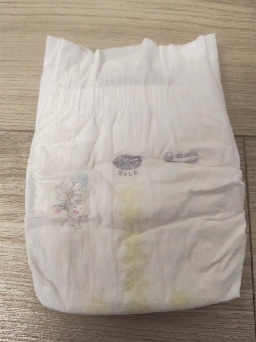 ムーニー低刺激であんしんのおしり側のおしっこお知らせサイン